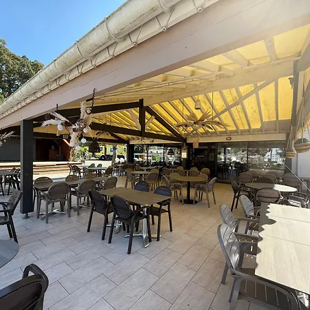 مكان تخييم Mobil *